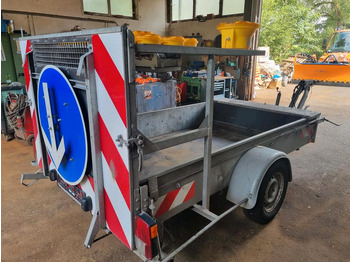 Construction equipment, Trailer Mersch Absperrtafel Nissen VZ 616 B3 LED Ausführung Auffahrampe Verkehrsleittafel Verkehrsleitanhänger Verkehrssicherungsanhänger Horizont Trebbiner Verkehrssicherung Baustellenabsicherung Unimog Auto: picture 2 Construction equipment, Trailer Mersch Absperrtafel Nissen VZ 616 B3 LED Ausführung Auffahrampe Verkehrsleittafel Verkehrsleitanhänger Verkehrssicherungsanhänger Horizont Trebbiner Verkehrssicherung Baustellenabsicherung Unimog Auto: picture 2