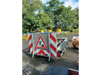 Trailer Trebbiner Absperrtafel vz615 Nissen Horizont Sperrwand Verkehrsle: picture 2