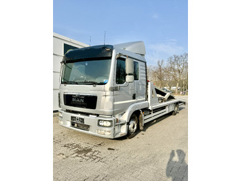 Autotransporter truck MAN TGL 8.220