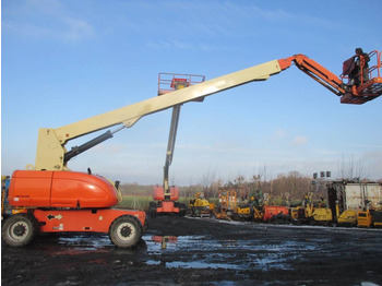 Telescopic boom JLG
