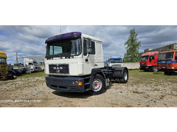 Curtainsider truck MAN 189.414: picture 2