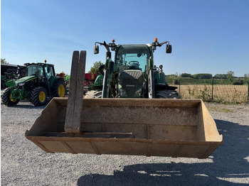 Farm tractor FENDT 724 POWER: picture 2
