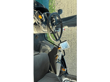 Farm tractor JOHN DEERE 6195R: picture 5 Farm tractor JOHN DEERE 6195R: picture 5