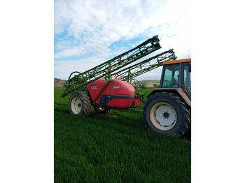 Trailed sprayer