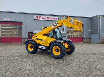 Telescopic handler JCB