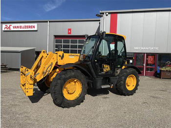 Telescopic handler JCB