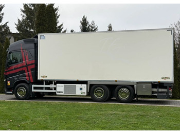 Refrigerator truck Volvo FH 500 6X2 CHEREAU THERMO KING UT1200: picture 4 Refrigerator truck Volvo FH 500 6X2 CHEREAU THERMO KING UT1200: picture 4