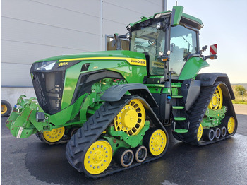 Farm tractor JOHN DEERE