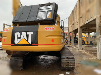 Crawler excavator CATERPILLAR 325BL: picture 2