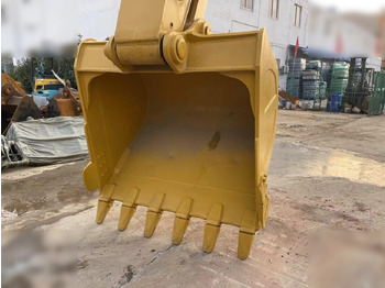 Crawler excavator CATERPILLAR 330D: picture 5
