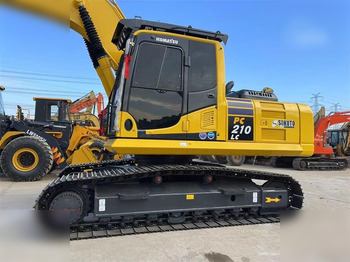 Crawler excavator KOMATSU PC210 LC-8: picture 5