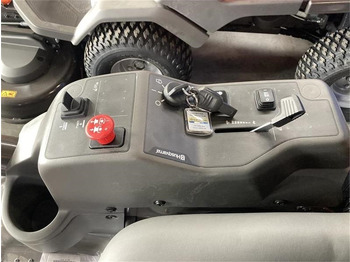 Garden mower Husqvarna P524X Efi inkl. 137 cm klippebord: picture 4 Garden mower Husqvarna P524X Efi inkl. 137 cm klippebord: picture 4