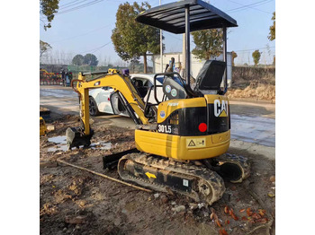Mini excavator CATERPILLAR