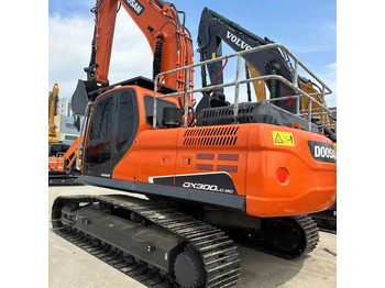 Crawler excavator DOOSAN DX300
