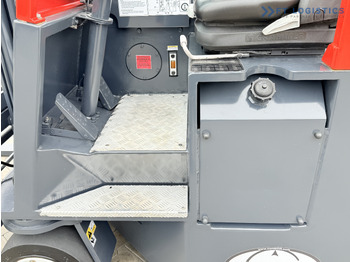 4-way reach truck COMBILIFT Combilift C3000CB – TRIPLEX 6000mm – Year 2016 / Only 2,161 hours / Free Lift / Fork Positioner / Diesel: picture 3