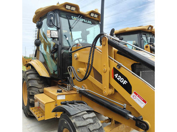 Backhoe loader
