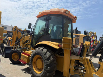 Backhoe loader CATERPILLAR 420F: picture 4