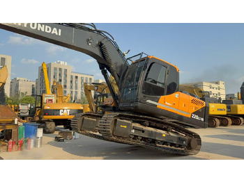 Crawler excavator HYUNDAI