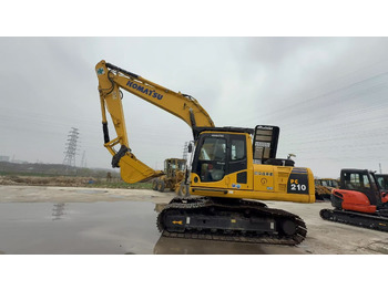 Crawler excavator KOMATSU PC210-8: picture 4