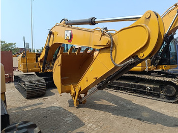 Crawler excavator CATERPILLAR 320D3
