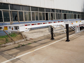 New Chassis semi-trailer for transportation of containers TITAN Skel Trailers for Sale in Sierra Leone: picture 3