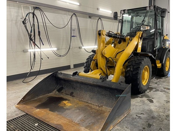 Wheel loader CATERPILLAR 906H