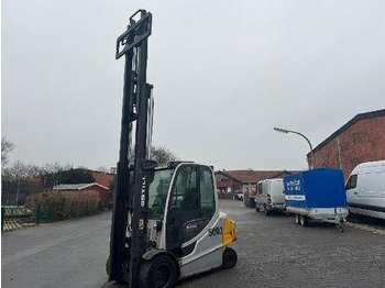 Electric forklift STILL RX60