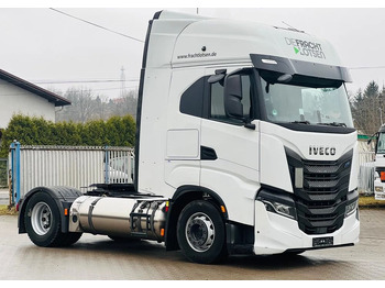 Tractor unit IVECO S-WAY