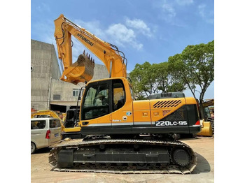 Crawler excavator HYUNDAI