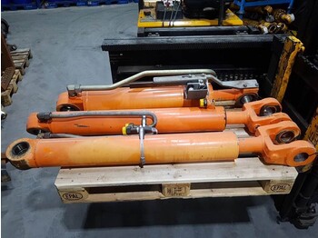 Hydraulics HITACHI