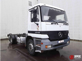 Cab chassis truck MERCEDES-BENZ Actros 2540