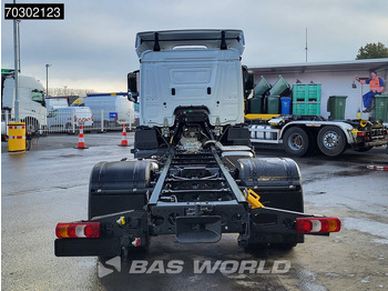 Leasing of Mercedes-Benz Actros 1827 4X2 NEW 18tons chassis Automatic PPC Cruise control Euro 6 Mercedes-Benz Actros 1827 4X2 NEW 18tons chassis Automatic PPC Cruise control Euro 6: picture 5 Leasing of Mercedes-Benz Actros 1827 4X2 NEW 18tons chassis Automatic PPC Cruise control Euro 6 Mercedes-Benz Actros 1827 4X2 NEW 18tons chassis Automatic PPC Cruise control Euro 6: picture 5