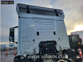 Leasing of Mercedes-Benz Actros 1827 4X2 NEW 18tons chassis Automatic PPC Cruise control Euro 6 Mercedes-Benz Actros 1827 4X2 NEW 18tons chassis Automatic PPC Cruise control Euro 6: picture 3 Leasing of Mercedes-Benz Actros 1827 4X2 NEW 18tons chassis Automatic PPC Cruise control Euro 6 Mercedes-Benz Actros 1827 4X2 NEW 18tons chassis Automatic PPC Cruise control Euro 6: picture 3
