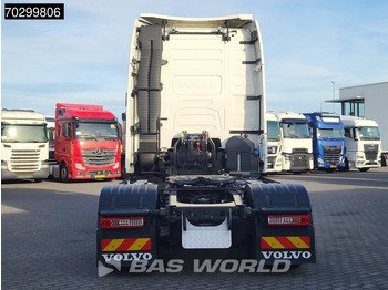 Tractor unit Volvo FH 500 FH 4X2 XL VEB+ 2x Tanks ACC LED ADR: picture 3 Tractor unit Volvo FH 500 FH 4X2 XL VEB+ 2x Tanks ACC LED ADR: picture 3