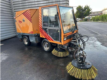 Road sweeper