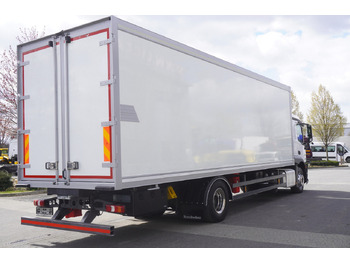 Refrigerator truck MERCEDES-BENZ Actros 1824 / Refrigerator / Carrier Supra 1250 / Sleeping cabin: picture 3