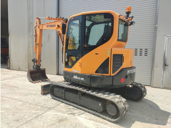 Mini excavator HYUNDAI R60CR-9A: picture 2