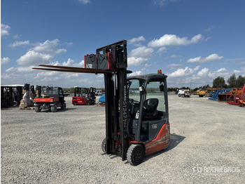 Electric forklift TOYOTA