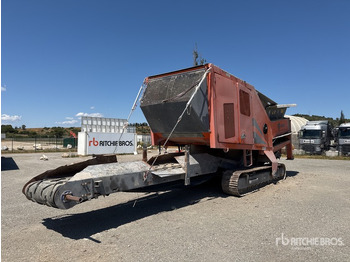 Industrial waste shredder