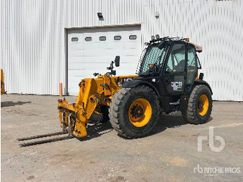 Telescopic handler JCB