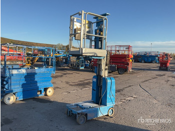 Vertical mast lift GENIE