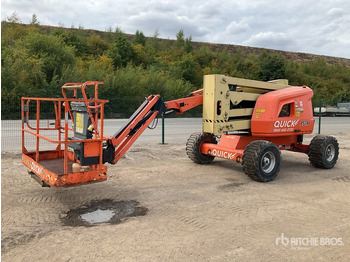 Articulated boom JLG