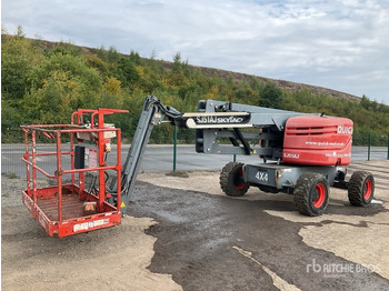 Articulated boom SKYJACK