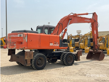 Wheel excavator 2005 Hitachi ZX210W: picture 4