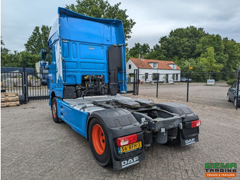 Tractor unit DAF XF 460 FT 4x2 Superspacecab Euro6A - Navi - Side skirts - NL truck: picture 4