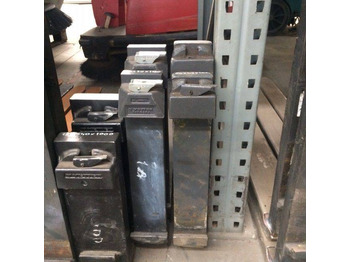 Forks 331 mm between FEM1A Forks: picture 3