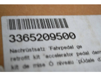 New Cab and interior for Material handling equipment Bottom plate assy for Linde: picture 3