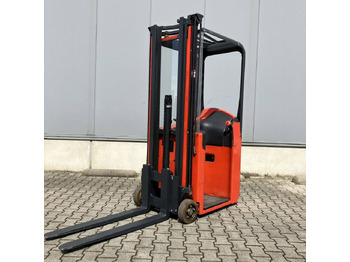 Electric forklift LINDE E10