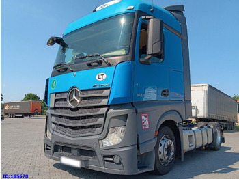 Tractor unit MERCEDES-BENZ Actros 1842