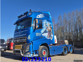 Tractor unit VOLVO FH16 600